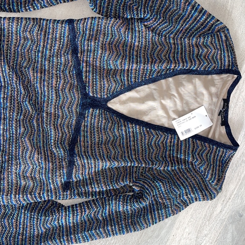Intermix Long Sleeve - Picture 2 of 4